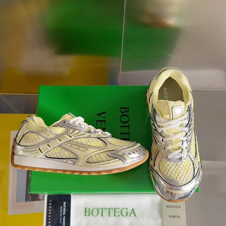 Bottega Veneta Shoe 